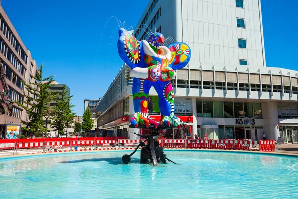 Escultura em Duisburg, Alemania — Fotografia de Stock