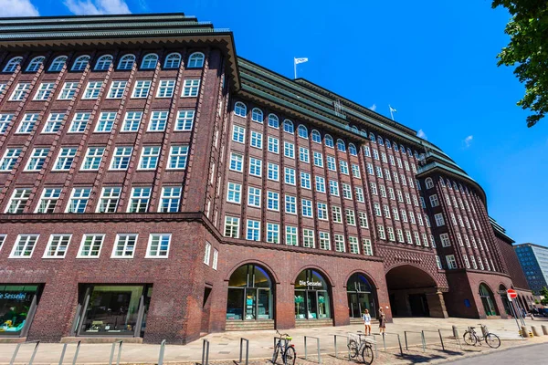 Офисное здание Chilehaus в Гамбурге — стоковое фото