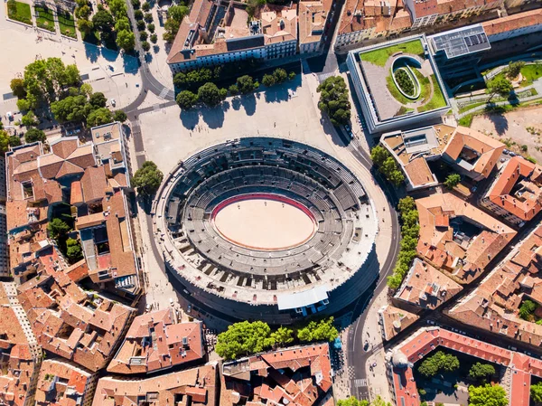 Nimes arena Luftaufnahme, Frankreich — Stockfoto