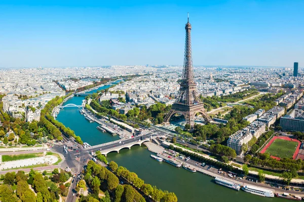 Torre Eiffel vista aérea, París — Foto de Stock
