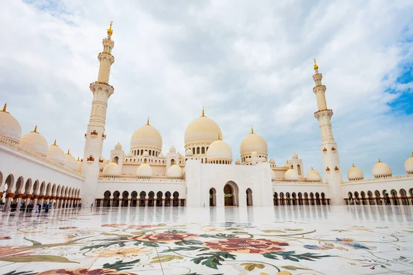 Sjeik Zayed Moskee, Abu Dhabi — Stockfoto