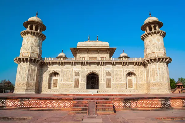 Túmulo de Ítimad-ud-Daulah em Agra — Fotografia de Stock