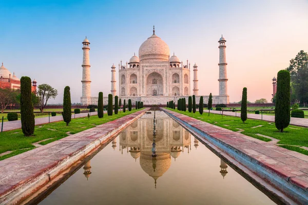 Mauzoleum Taj Mahal, Agra — Stock fotografie