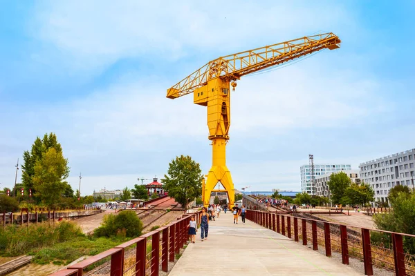 Grue Titan jaune Yellow Titan kraan — Stockfoto