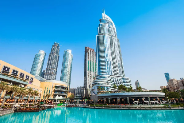 Dubai Mall en Dubai, Emiratos Árabes Unidos — Foto de Stock