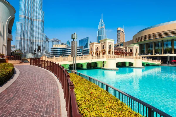 Dubai Mall en Dubai, Emiratos Árabes Unidos — Foto de Stock