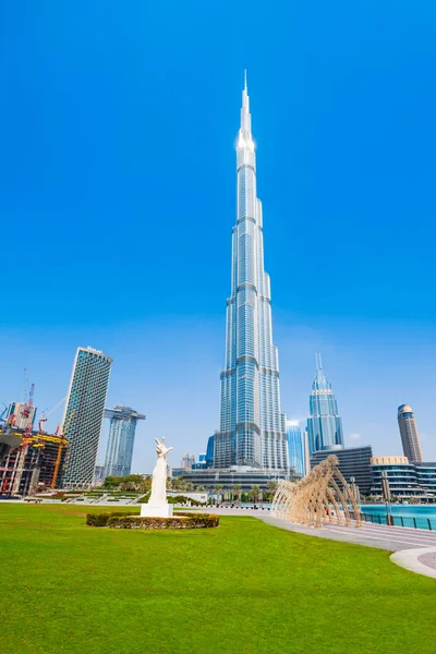 Vitória de vitória Estátua de amor, Dubai — Fotografia de Stock