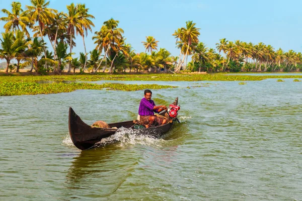 Csónak Alappuzha holtágak, Kerala — Stock Fotó