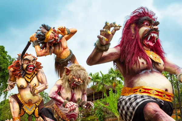 Posągi Ogoh parada Ngrupuk, Bali — Zdjęcie stockowe