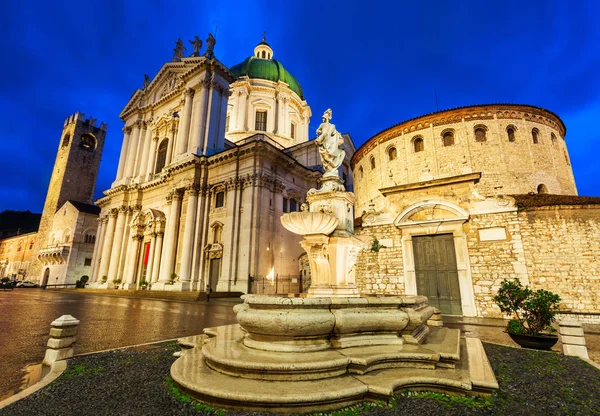 Brescia Cathedral i norra Italien — Stockfoto