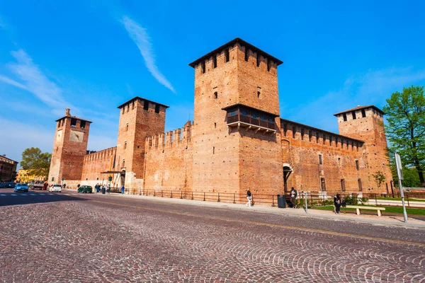 Castelvecchio slott i Verona, Italien — Stockfoto