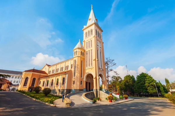 St. Nicholas-katedralen i Dalat — Stockfoto