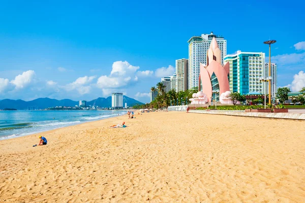 Playa de la ciudad de Nha Trang, Vietnam — Foto de Stock