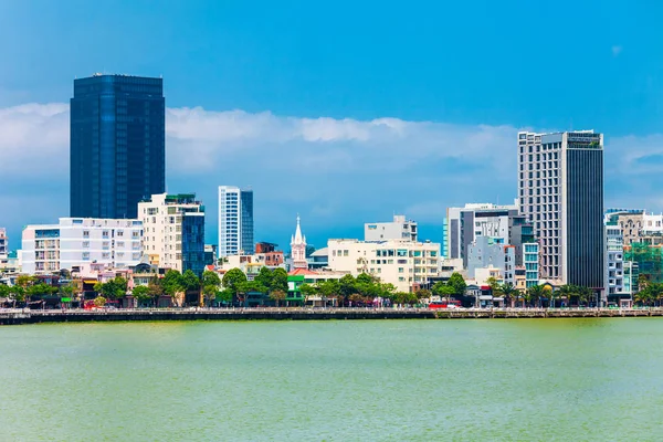 Danang cidade skyline vista aérea — Fotografia de Stock