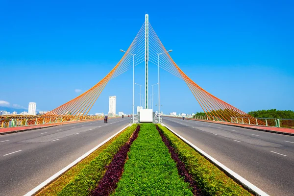 Ponte di Nguyen Van Troi Tran — Foto Stock