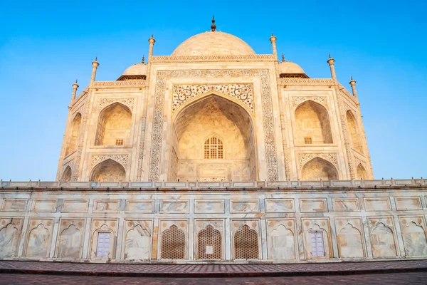 Taj Mahal marble mausoleum, Agra — Stock Photo, Image