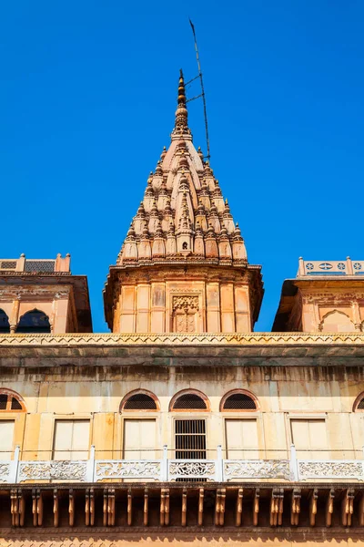 Varanasi Ghats en el norte de India — Foto de Stock