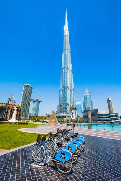 Bike rental near Burj Khalifa, Dubai — Stock Photo, Image