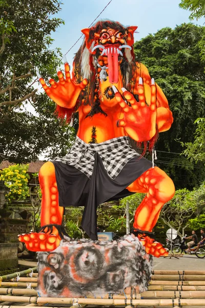 Statues Ogoh Ngrupuk parade, Bali — Photo