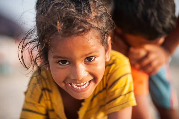 Bambini indiani in spiaggia, Goa — Foto Stock