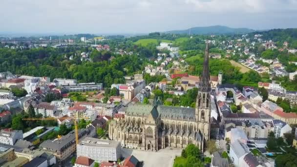 Linz nieuwe kathedraal, Oostenrijk — Stockvideo