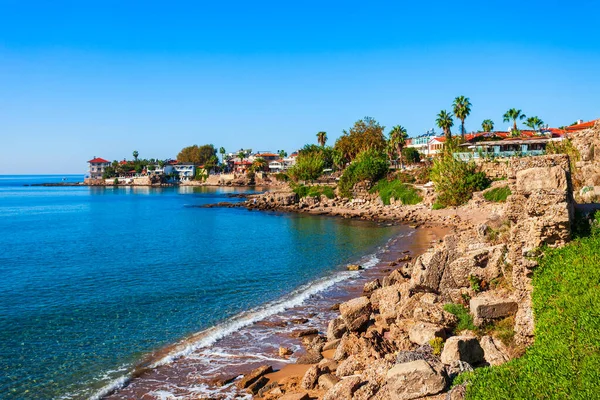 Rotsachtige Strand Het Centrum Van Side Stad Gelegen Antalya Regio — Stockfoto