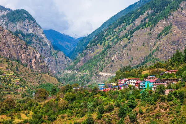 Paisagem Panorâmica Das Casas Locais Florestas Das Montanhas Himalaia Vale — Fotografia de Stock