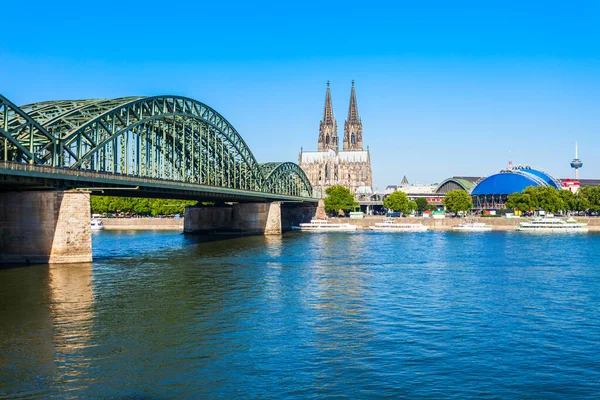 Catedral Colonia Puente Hohenzollern Través Del Río Rin Colonia Alemania —  Fotos de Stock