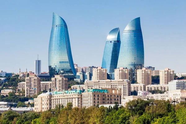 Baku Azerbaijan Septembre 2016 Bakou Flame Towers Est Haut Gratte — Photo