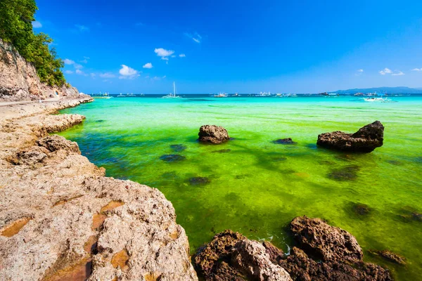 Playa Rocosa Con Agua Turquesa Isla Boracay Filipinas — Foto de Stock