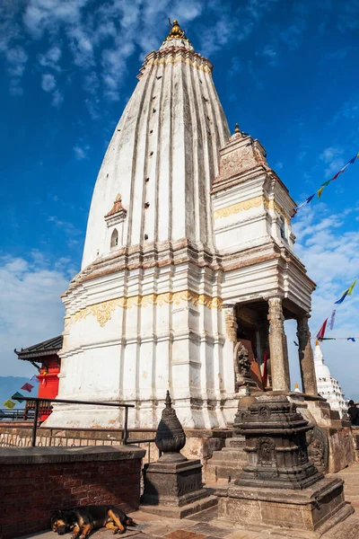 マッラ塔シハラ アナンタプラ アット スワヤンフナート Swayamhunath Swayambhu Temple ネパールのカトマンズにある宗教施設 — ストック写真