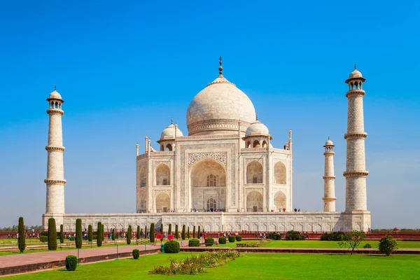 Taj Mahal Mauzoleum Bílého Mramoru Břehu Řeky Jamuny Městě Agra — Stock fotografie