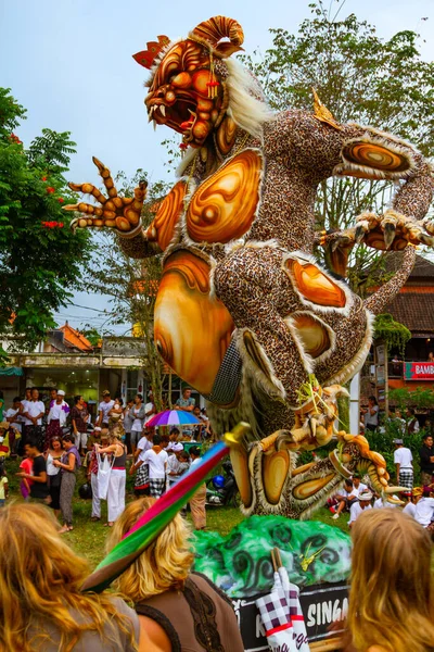 Ubud Bali Mars 2011 Ogoh Ogoh Statyer Vid Ngrupuk Paraden — Stockfoto