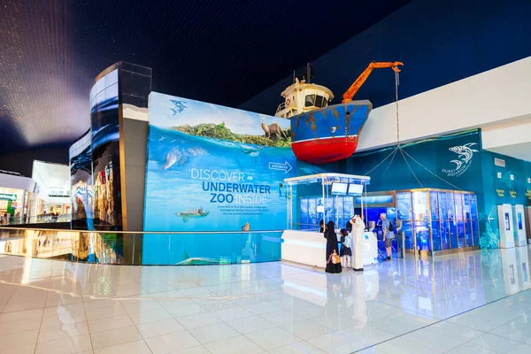 Dubai Emiratos Árabes Unidos Febrero 2019 Acuario Zoológico Submarino Dubái —  Fotos de Stock