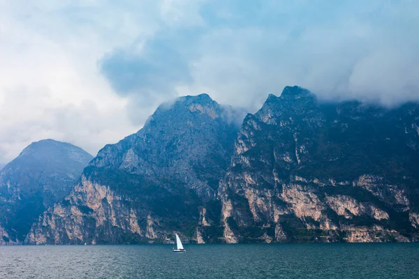 Spitze Des Gardasees Blick Von Der Stadt Riva Del Garda — Stockfoto