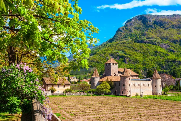 Zamek Maretsch Lub Castel Mareccio Średniowieczny Fort Historycznym Centrum Bolzano — Zdjęcie stockowe