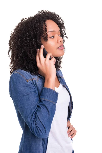 Giovane Bella Donna Africana Telefono Isolata Sfondo Bianco — Foto Stock