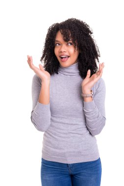 Beyaz bir arka plan üzerinde izole çok sürpriz bir kadın