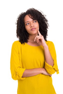 Stüdyo vurdu: genç kadın beyaz bir arka plan üzerinde izole harika bir fikir sahip