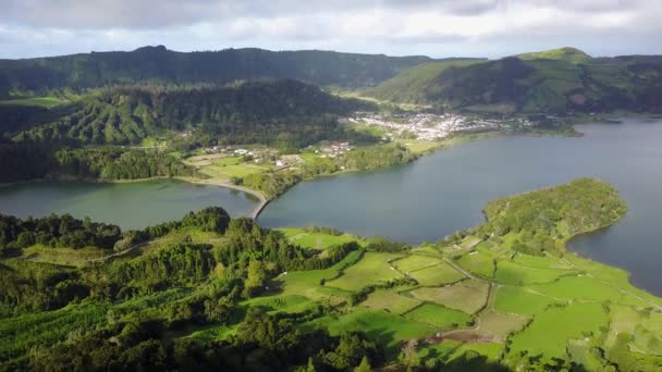 Lagoa das Sete Cidades — Vídeo de Stock