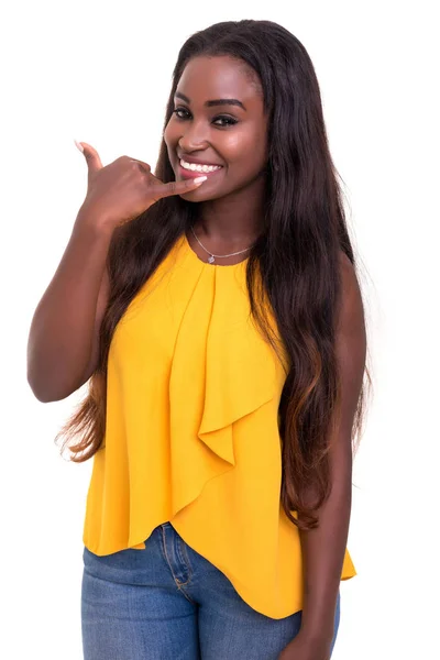 Feliz Joven Africana Estudiante Haciendo Llámame Signo Con Mano —  Fotos de Stock
