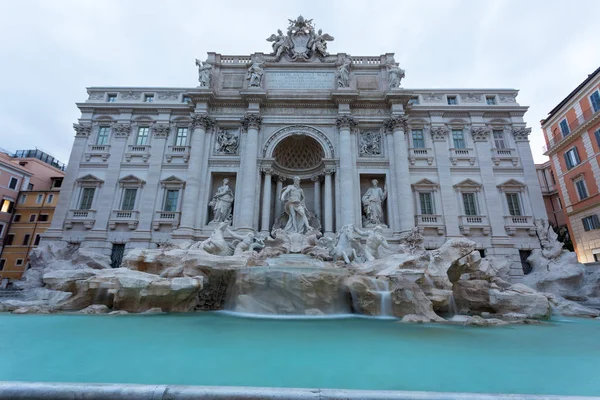 意大利罗马 早上的喷泉 罗马巴洛克建筑和地标 罗马的喷泉是罗马和意大利的主要景点之一 — 图库照片