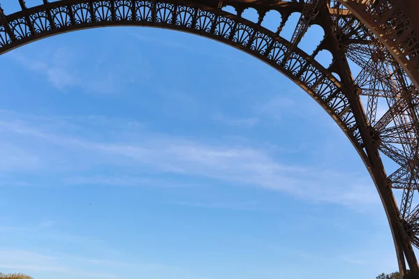 巴黎主要景点的细节 埃菲尔铁塔 — 图库照片