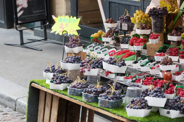 Vers Fruit Verkopen Parijs Aan Rue Mouffetard Markt — Stockfoto