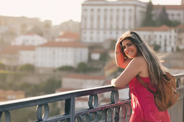 Young enjoying the city of Porto - Portugal — Stock Photo, Image