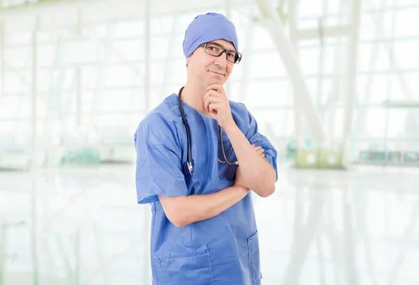 Feliz Médico Masculino Hospital — Fotografia de Stock