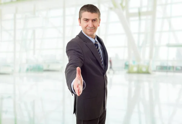 Geschäftsmann Anzug Bietet Büro Die Hand Schütteln — Stockfoto