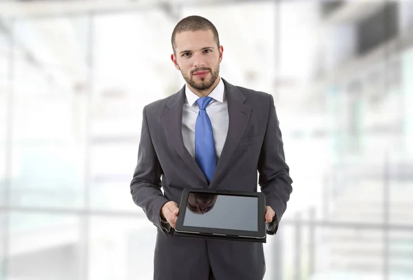 Hombre Negocios Que Usa Almohadilla Táctil Tableta Oficina — Foto de Stock