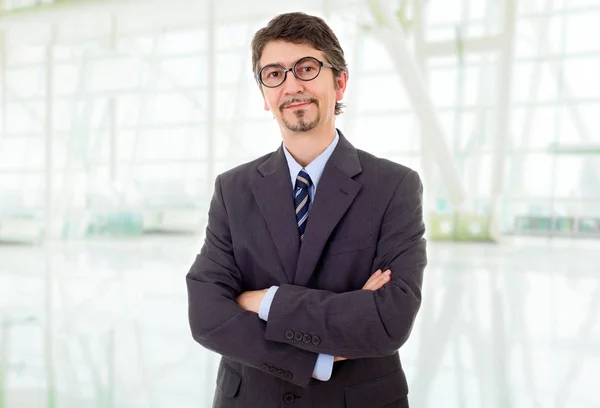 Jovem Empresário Retrato Escritório — Fotografia de Stock