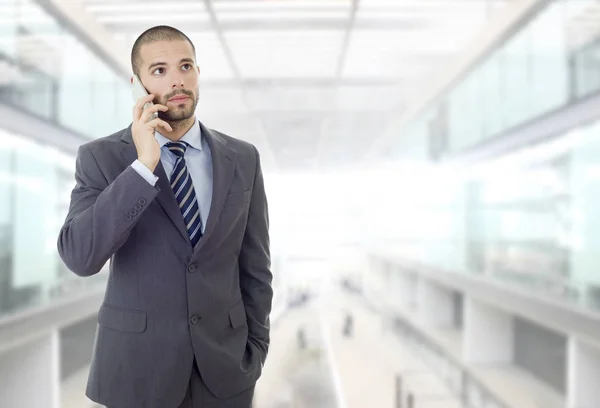 Uomo Affari Preoccupato Telefono Ufficio — Foto Stock